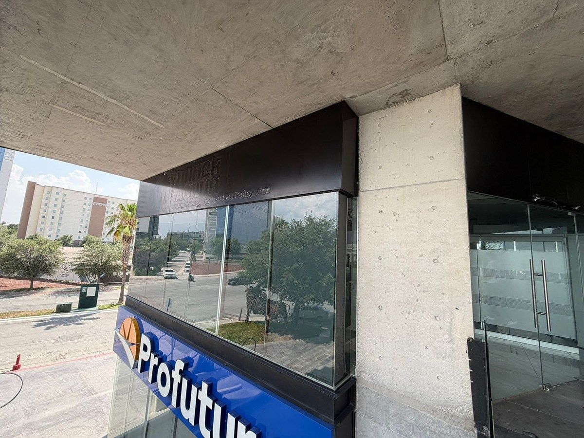 Local comercial en Jardines Coloniales, Saltillo, foto 19 de 21