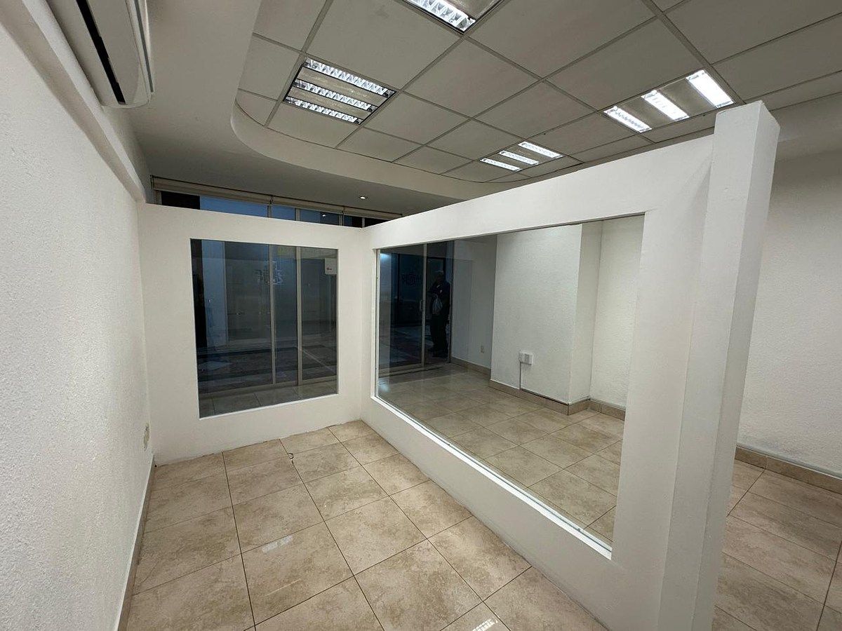 Sala Comercial em Ciudad Del Sol, Zapopan, foto 4 de 6