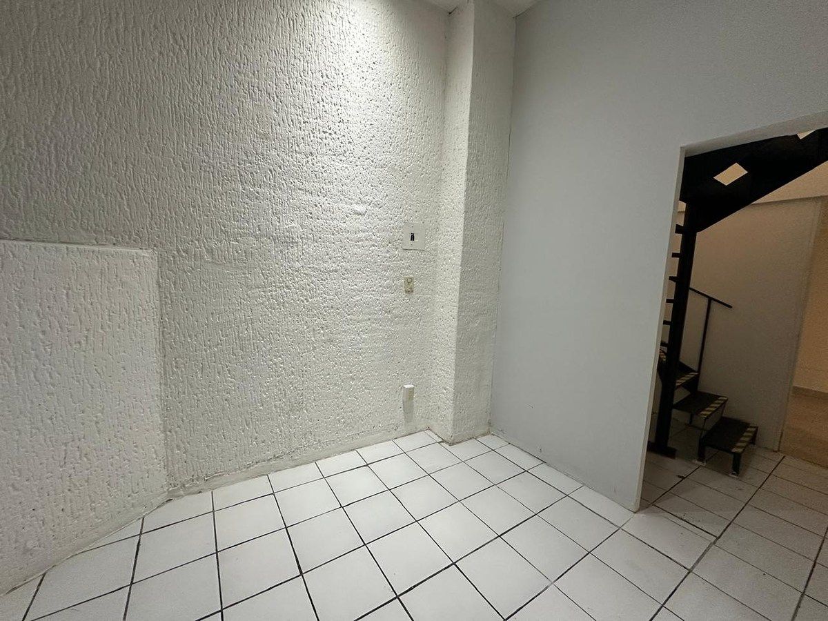 Sala Comercial em Ciudad Del Sol, Zapopan, foto 2 de 11
