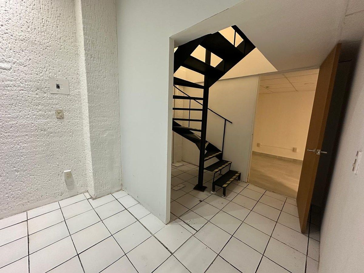 Sala Comercial em Ciudad Del Sol, Zapopan, foto 4 de 11