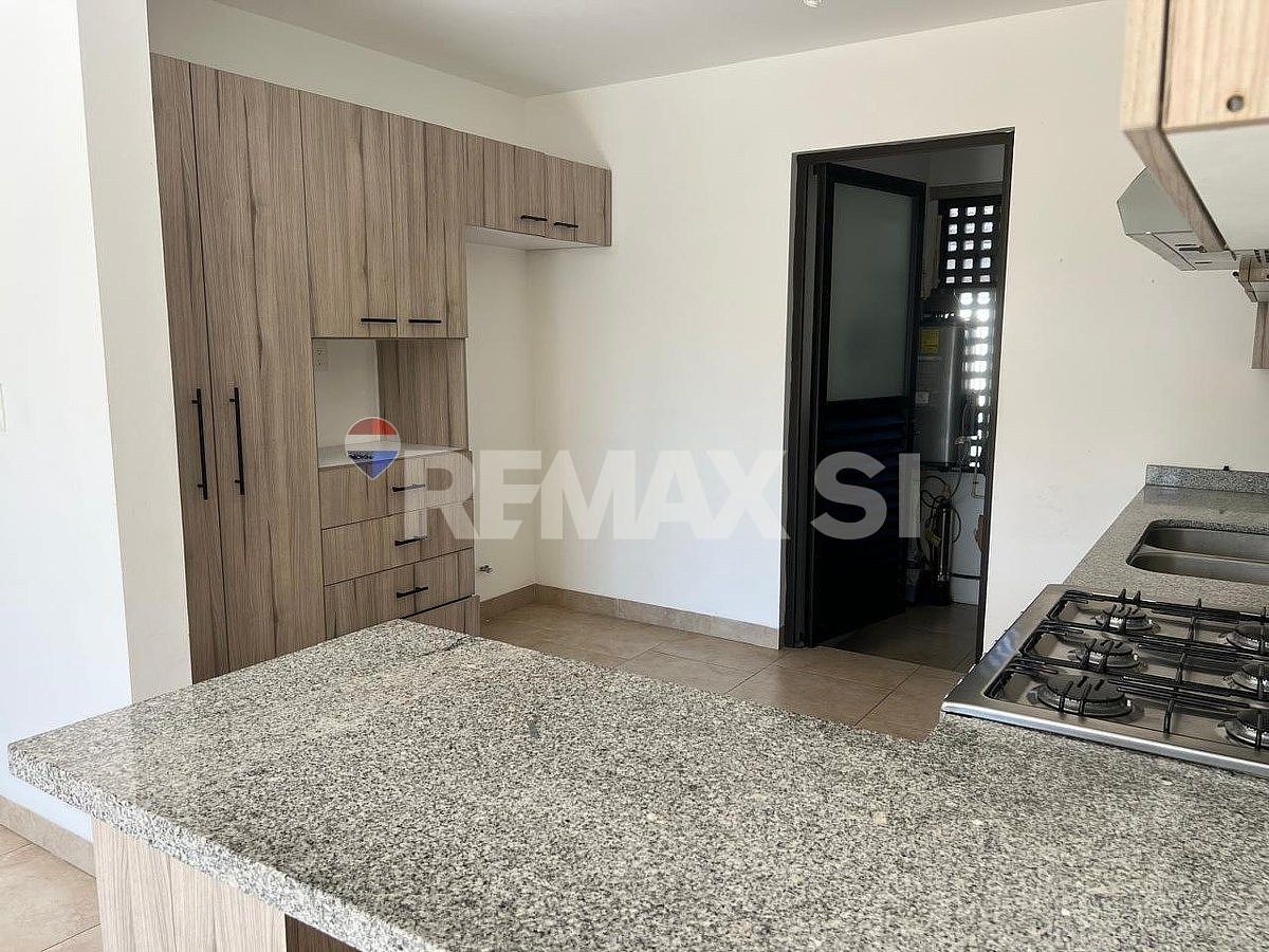 Casa em Zibatá, El Marqués, foto 3 de 27