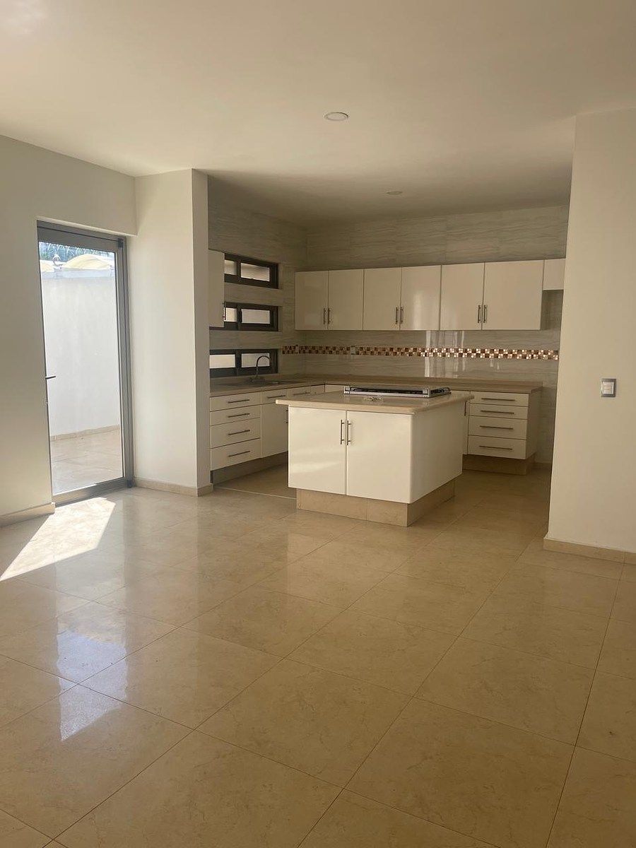 Casa em condomínio fechado em Valle Imperial, Zapopan, foto 3 de 15