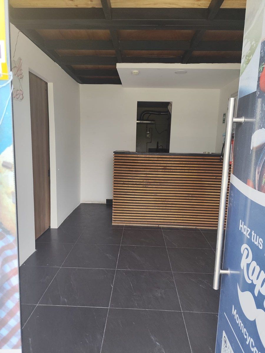 Local em Zákia, El Marqués, foto 3 de 12