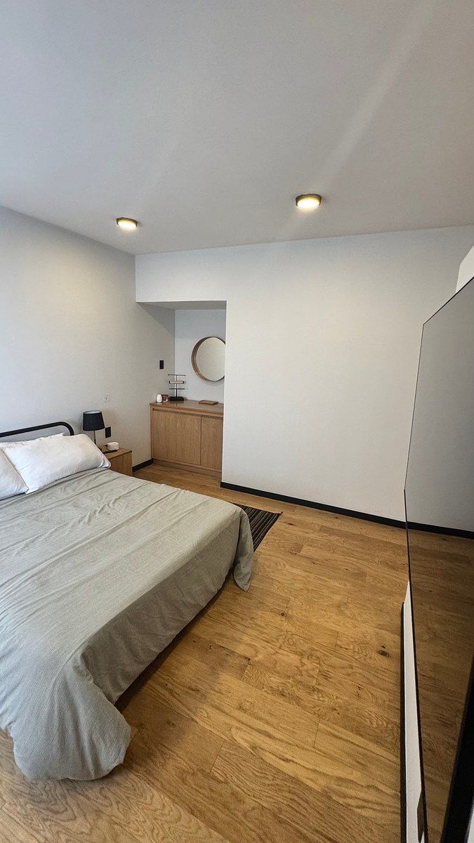 Recamara principal con cama matrimonial, foto 3 de 17