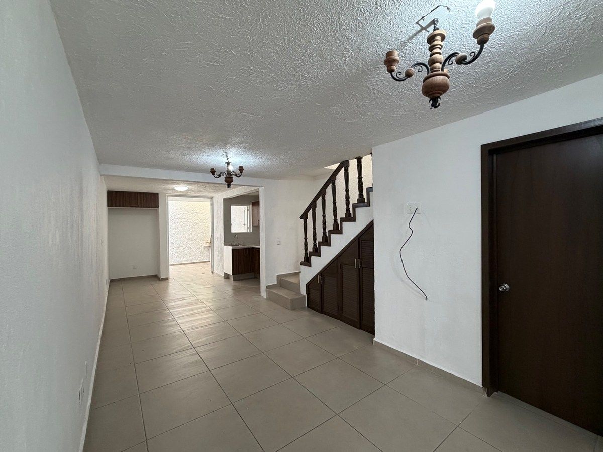 Casa em Lomas de Zapopan, Zapopan, foto 4 de 14