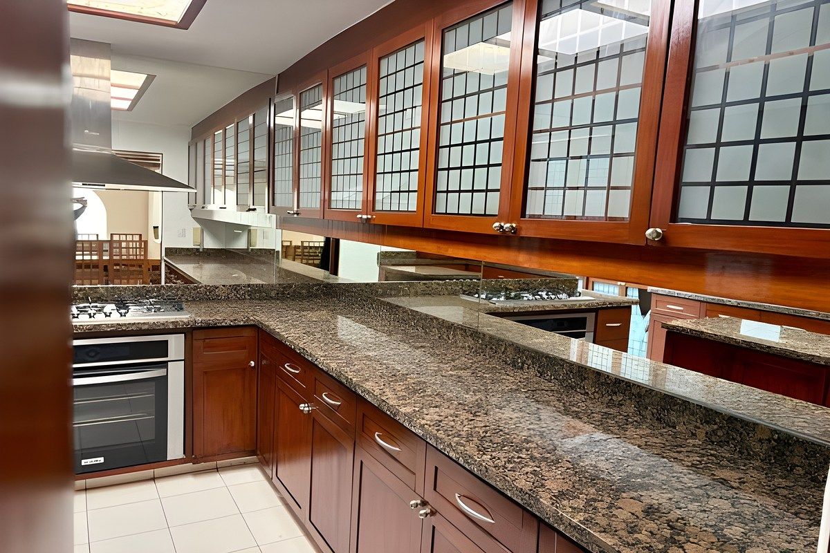 CASA EN VENTA EN LOMAS DE LAS PALMAS - foto 4