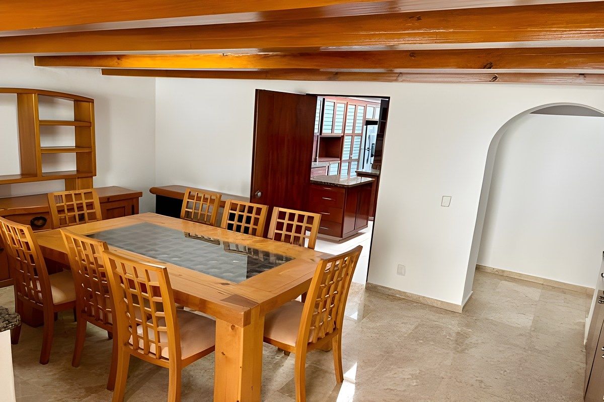 CASA EN VENTA EN LOMAS DE LAS PALMAS - foto 5