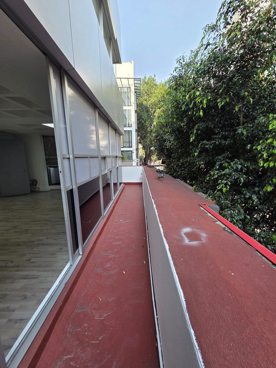 Rento oficinas, Nápoles, foto 1 de 12
