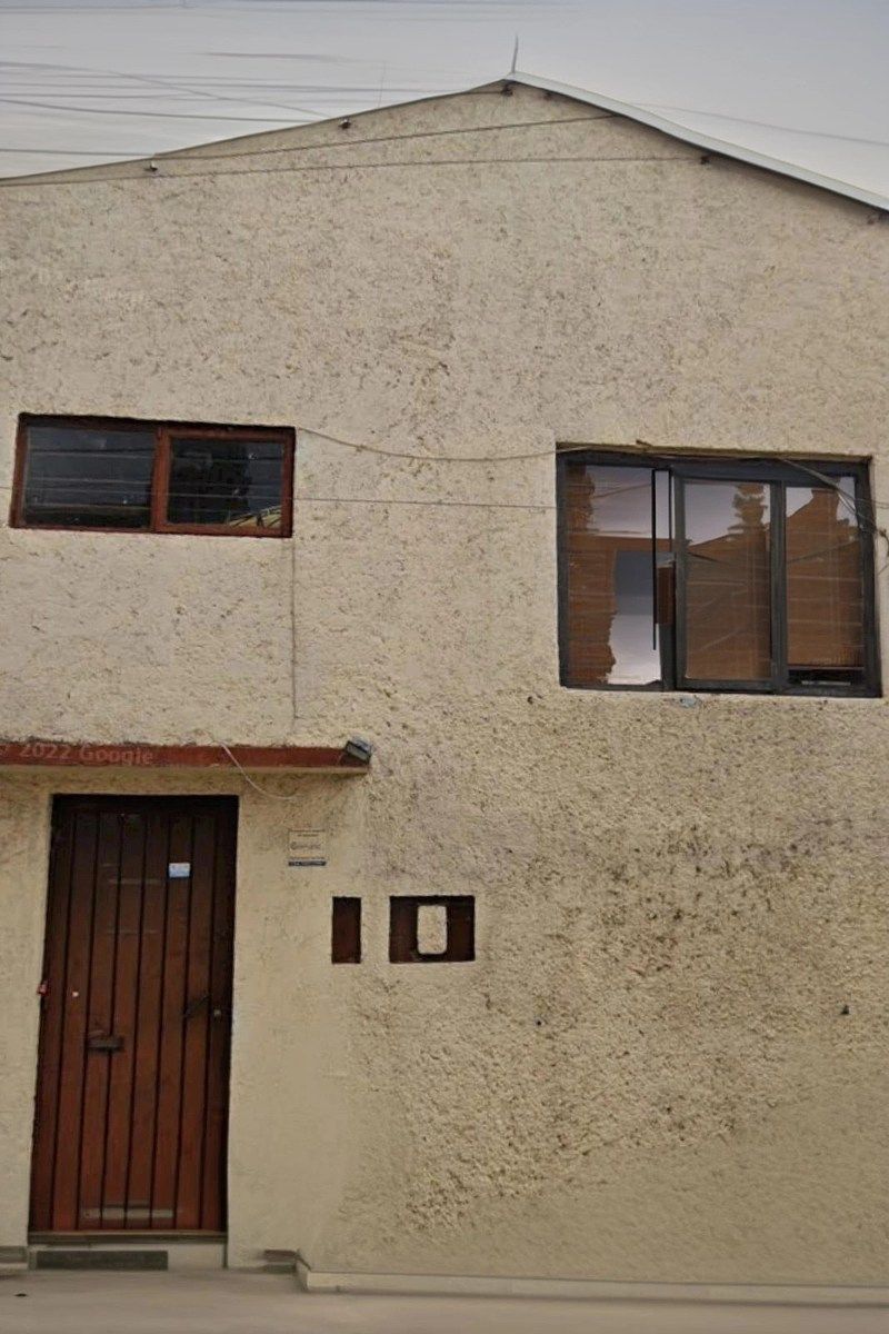 Fachada, foto 1 de 4