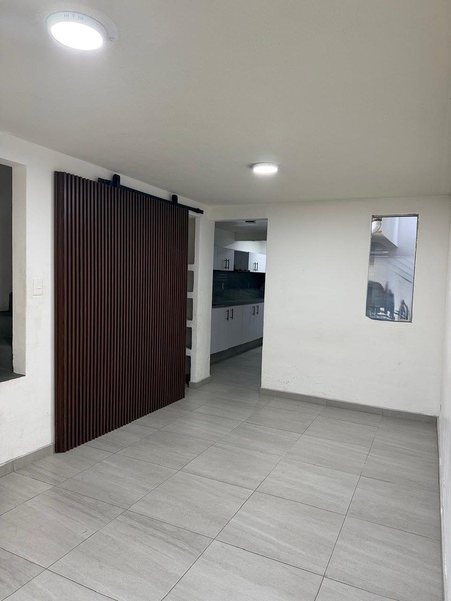 Casa en Carlos Hank González, Toluca, foto 3 de 9
