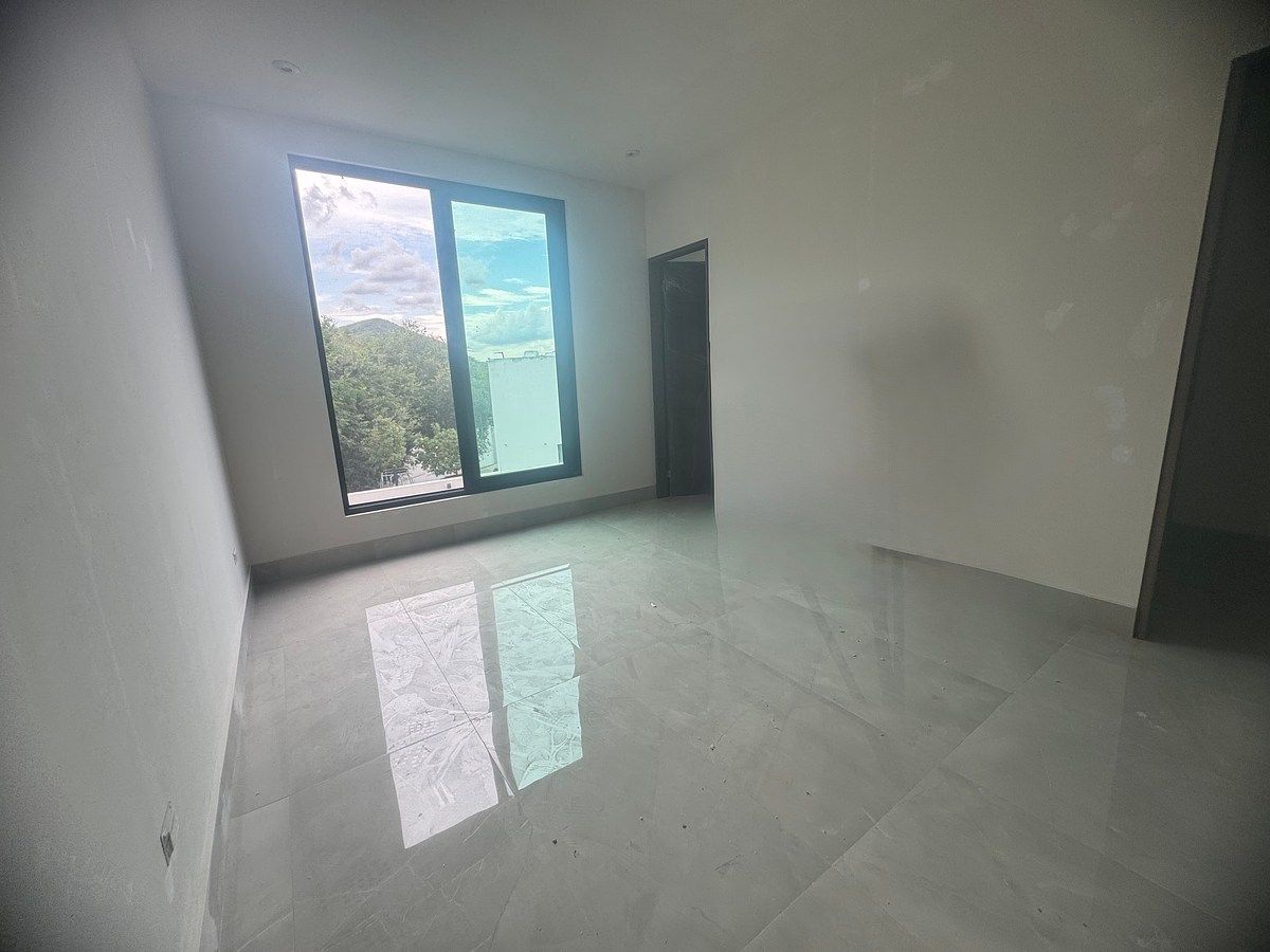 Casa em El Yerbaniz, Santiago, foto 5 de 22