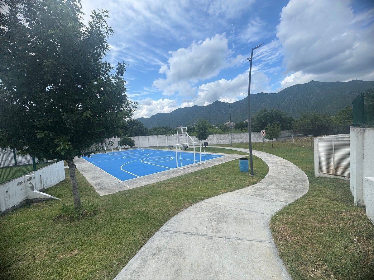 Casa em El Yerbaniz, Santiago, foto 20 de 22