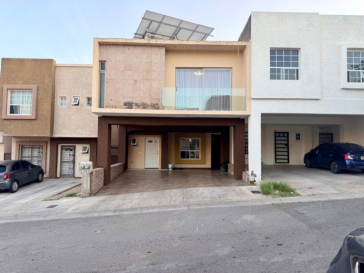 CASA À VENDA EM CAMINOS DEL VALLE TOTALMENTE REMODELADA, foto 1 de 1