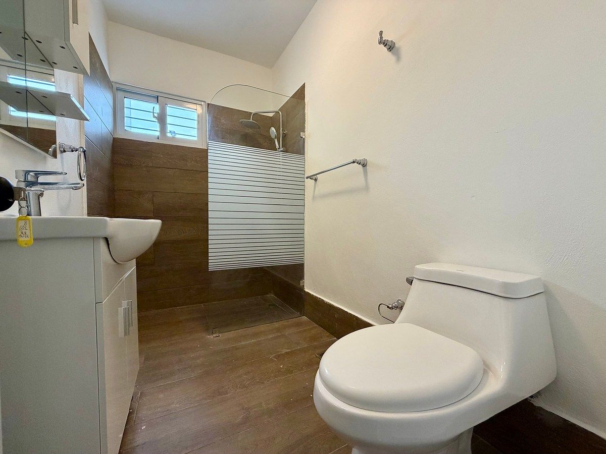 Casa en Viejo Arroyo Hondo, Santo Domingo Centro (Distrito Nacional), foto 17 de 21