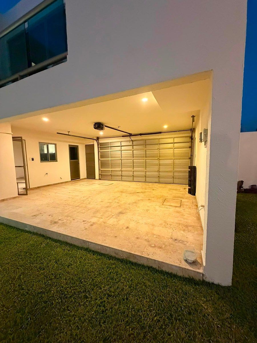 House in Lomas del Sol, Alvarado, photo 2 of 18