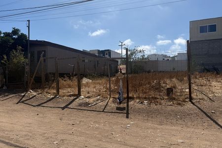 Terreno en la entrada a Rosarito