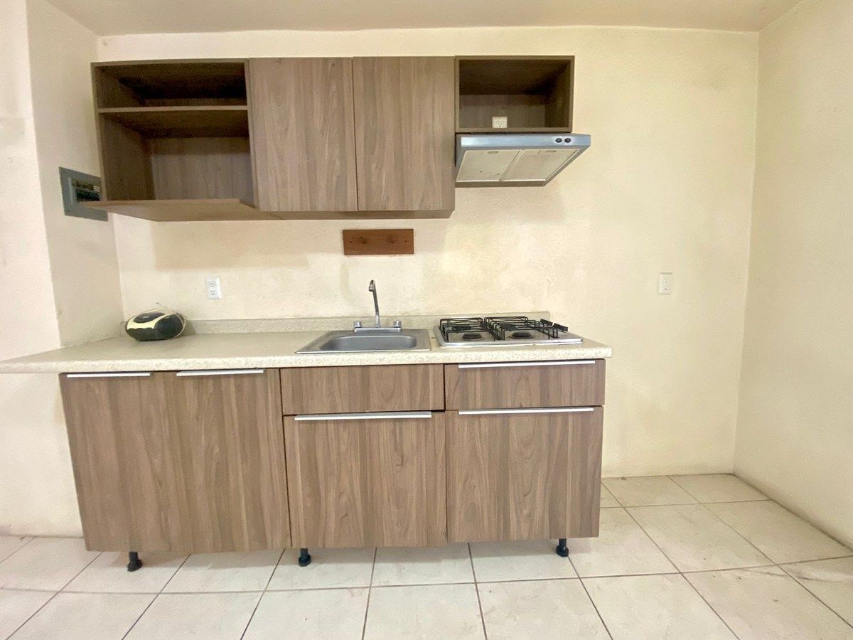 Departamento en Lomas del Paraíso 3a. Sección, Guadalajara, foto 6 de 15