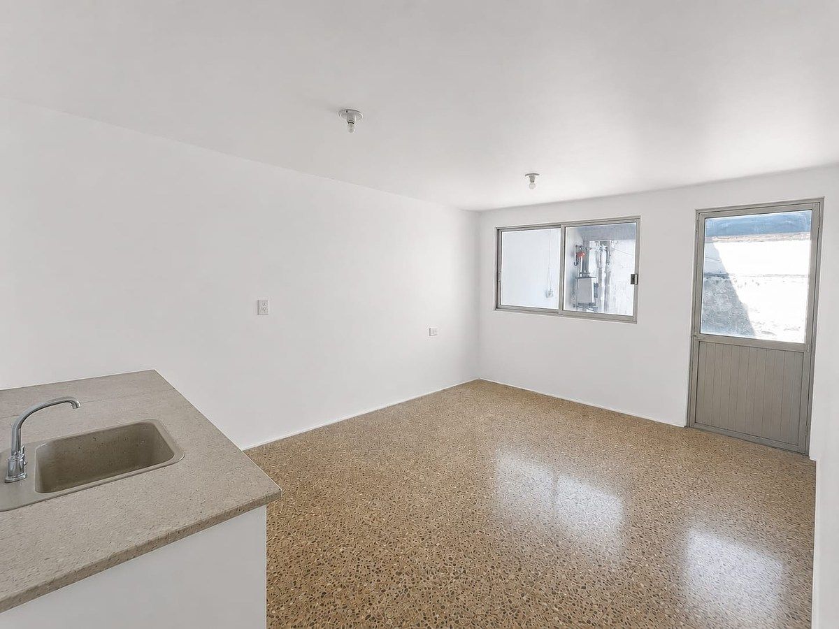 Casa em Santa María Chimalhuacán, Chimalhuacan, foto 3 de 16
