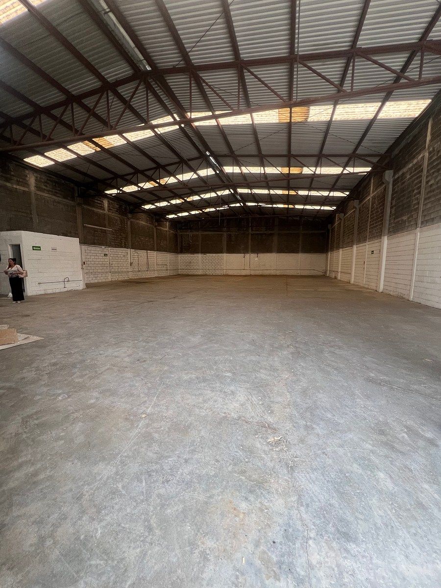 Commercial Storage Unit in Villa San Antonio, Guadalupe, photo 2 of 13