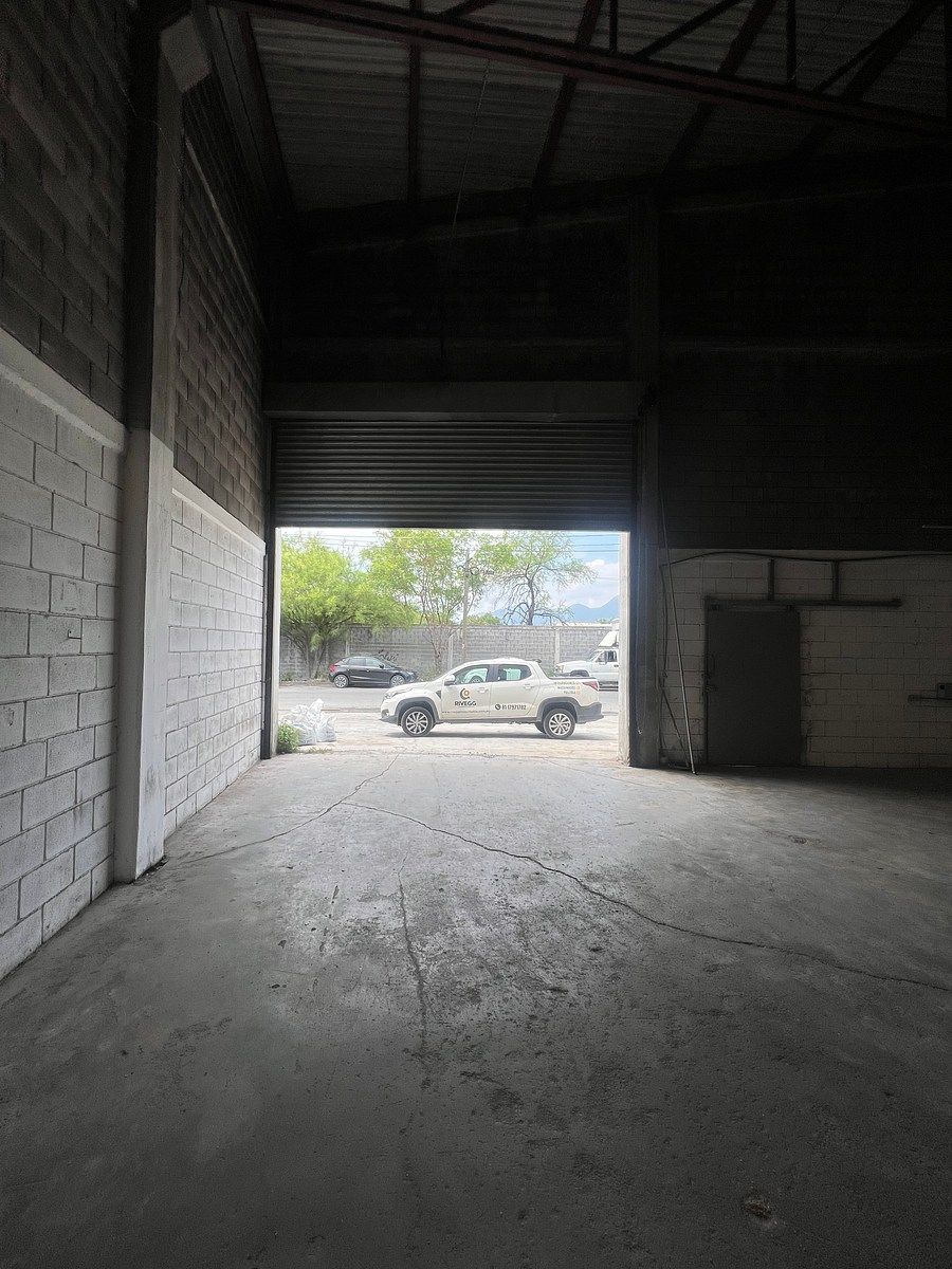 Commercial Storage Unit in Villa San Antonio, Guadalupe, photo 3 of 13