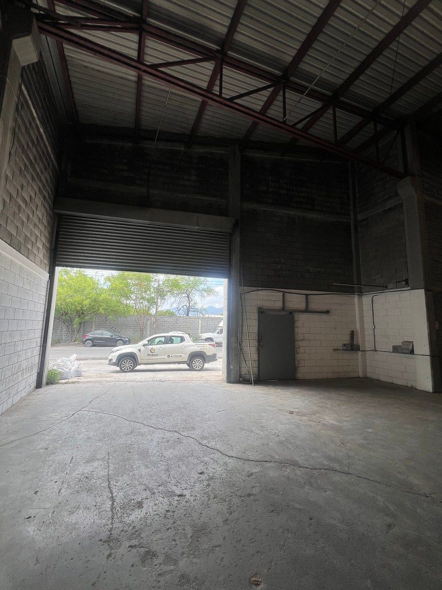 Commercial Storage Unit in Villa San Antonio, Guadalupe, photo 4 of 13