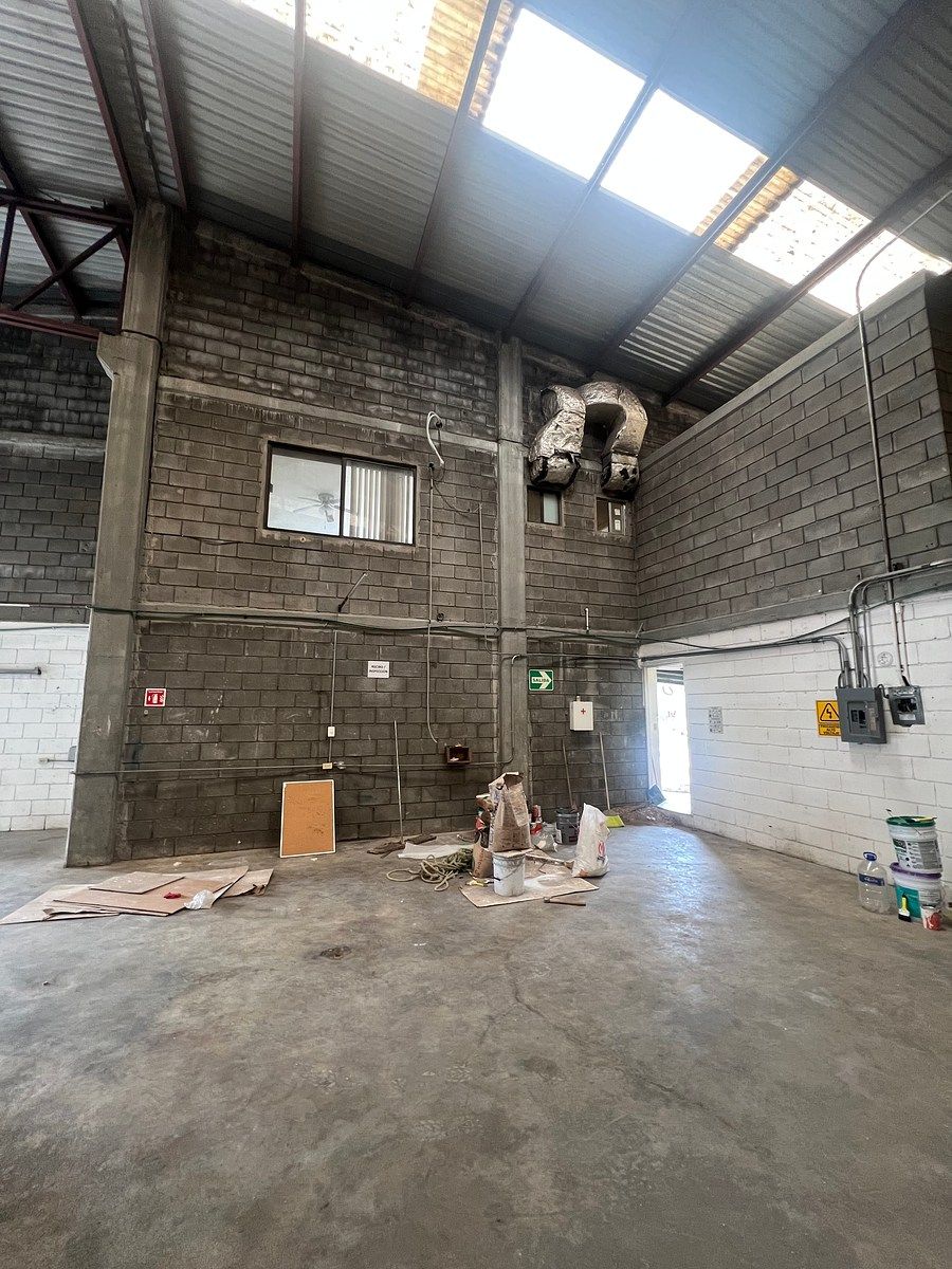 Commercial Storage Unit in Villa San Antonio, Guadalupe, photo 6 of 13