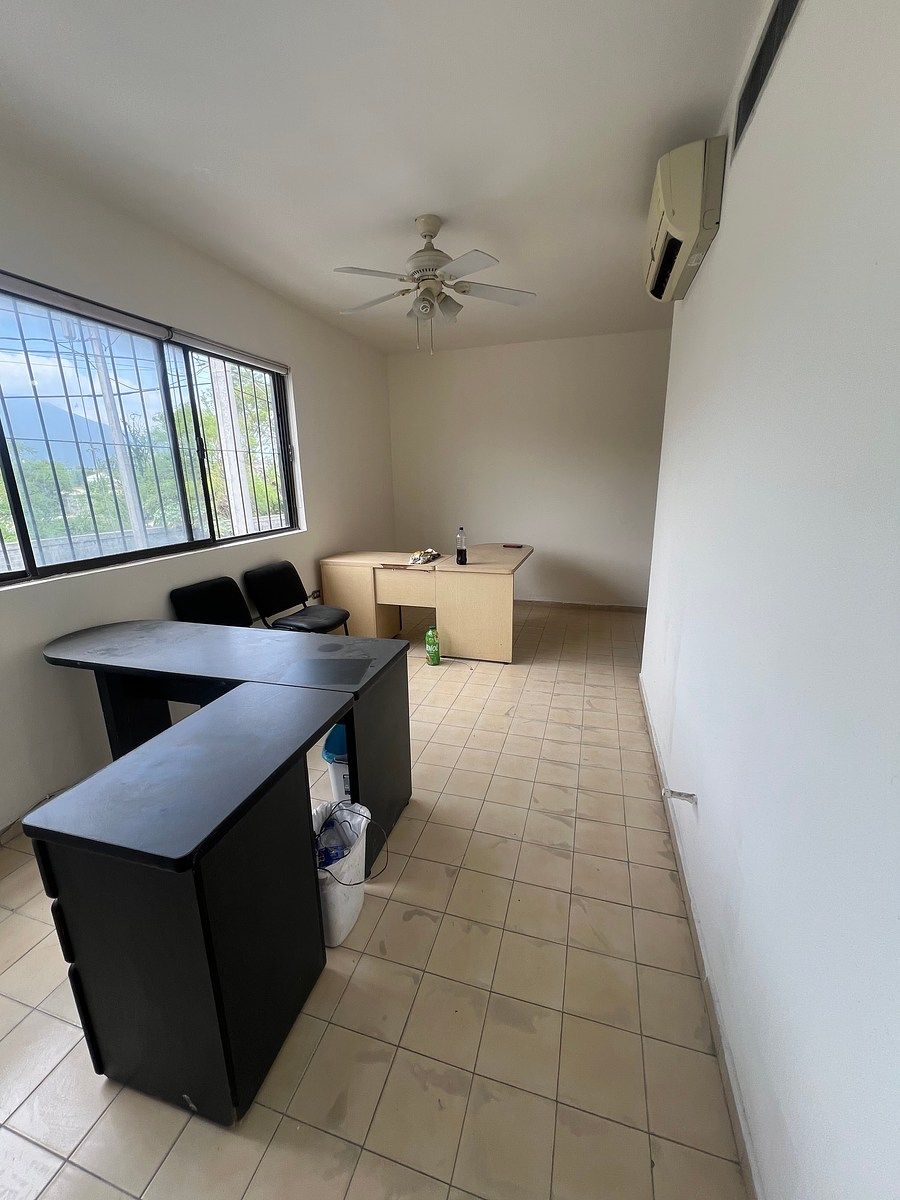 Commercial Storage Unit in Villa San Antonio, Guadalupe, photo 10 of 13