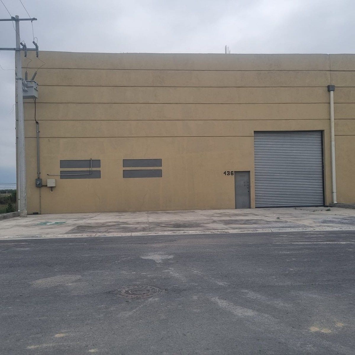 Commercial Storage Unit in Gral. Escobedo Centro, General Escobedo, photo 3 of 9
