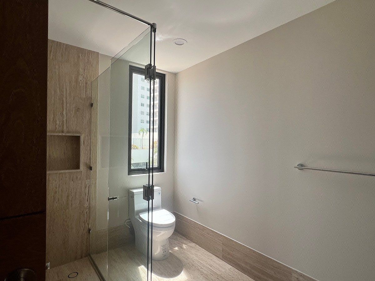 Baño recamara principal, foto 9 de 18