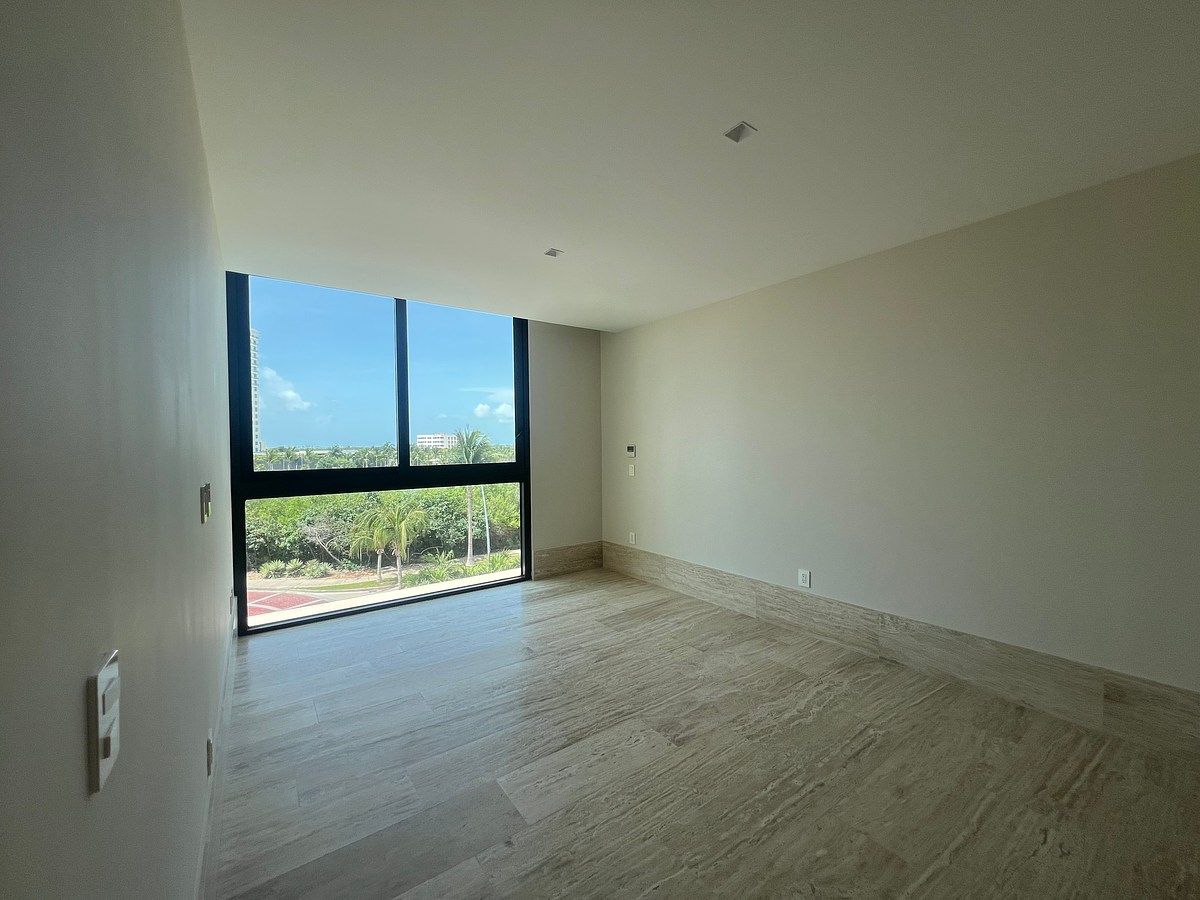 TV Room, foto 16 de 18