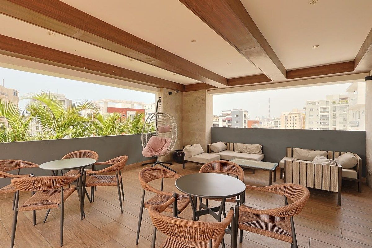 🏡 ¡Vive en el corazón de Evaristo Morales! ✨, foto 1 de 16
