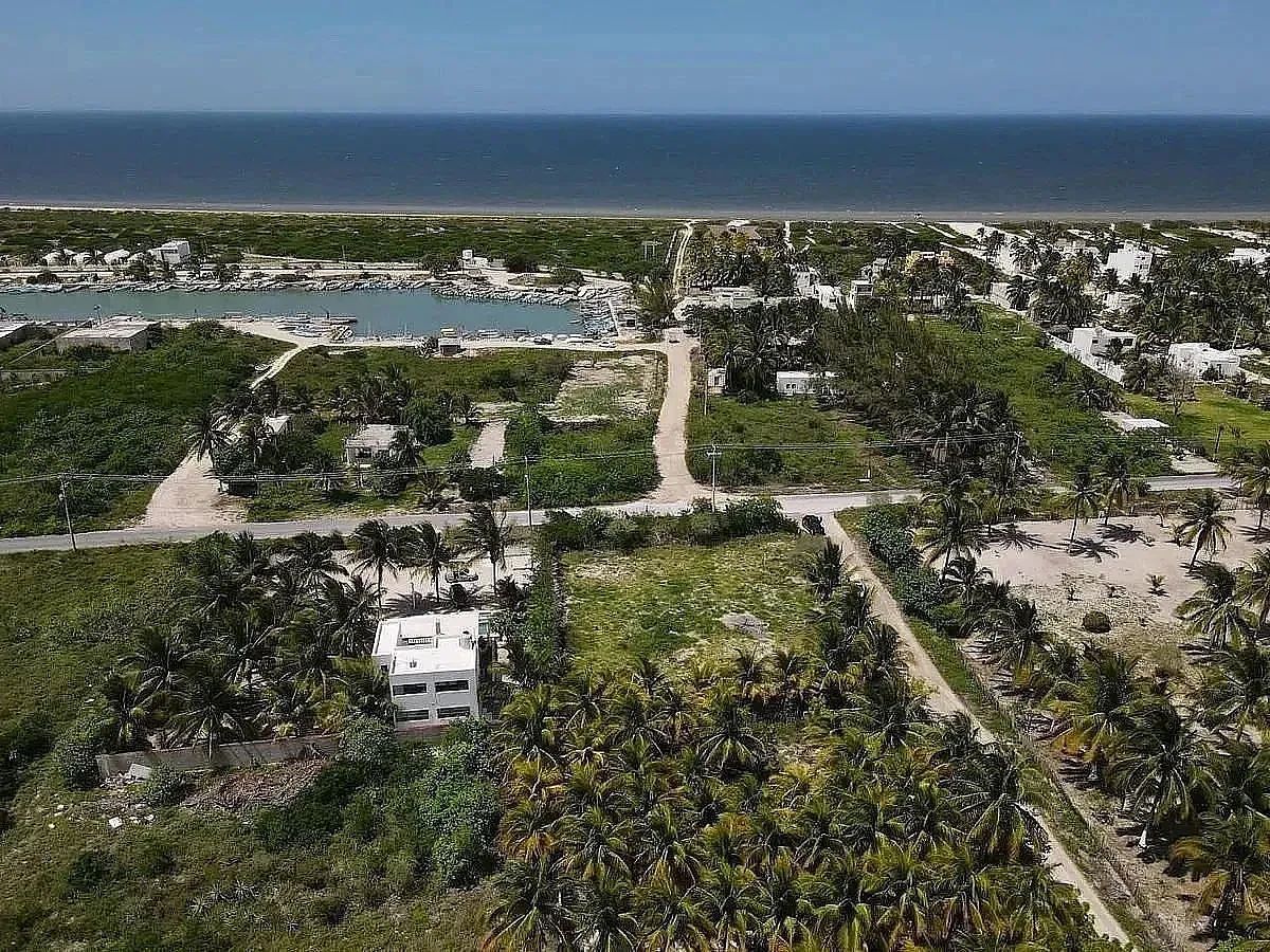 Terreno en Tercera Fila en Venta Telchac Puerto