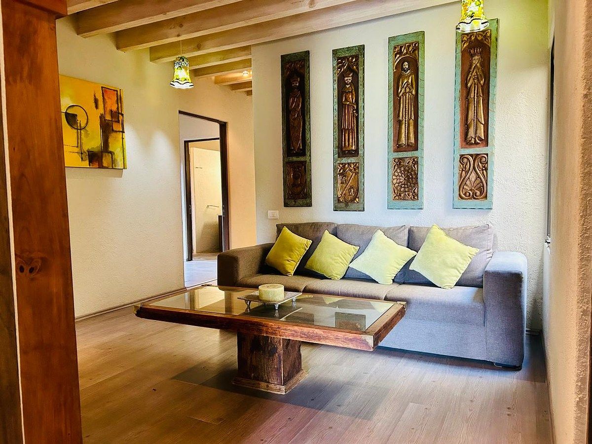 House in Gated Community in Centro, Valle de Bravo, photo 16 of 36