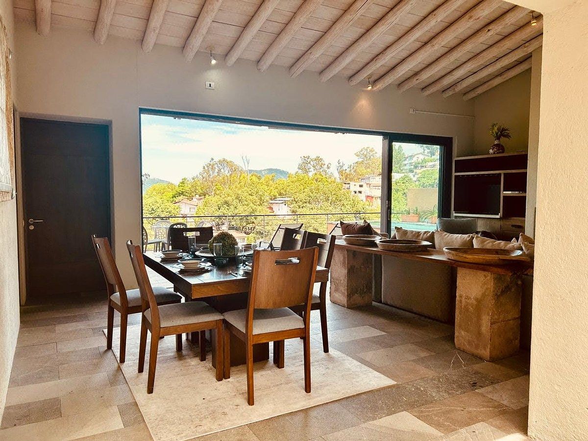 House in Gated Community in Centro, Valle de Bravo, photo 13 of 36