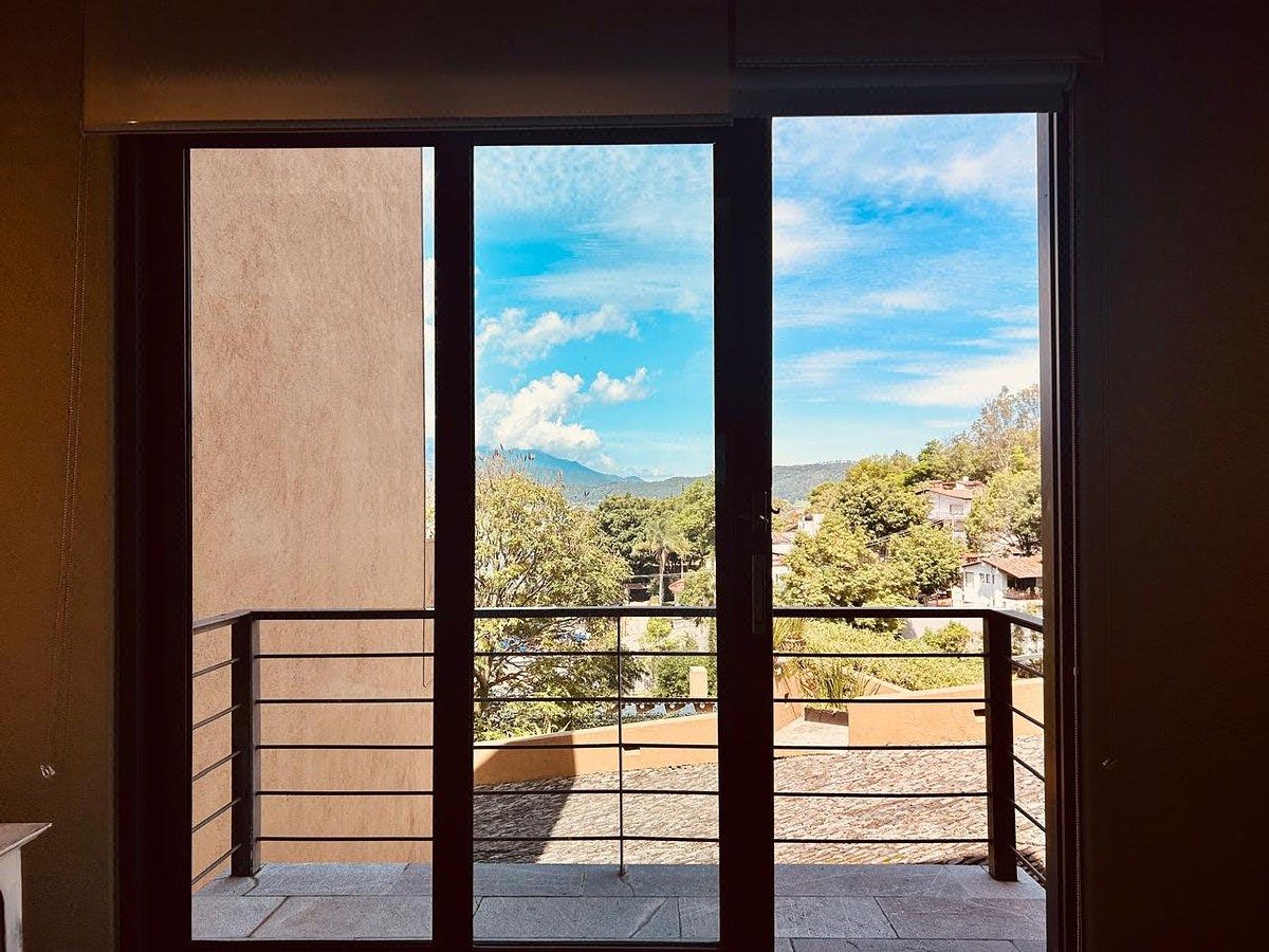 House in Gated Community in Centro, Valle de Bravo, photo 21 of 36