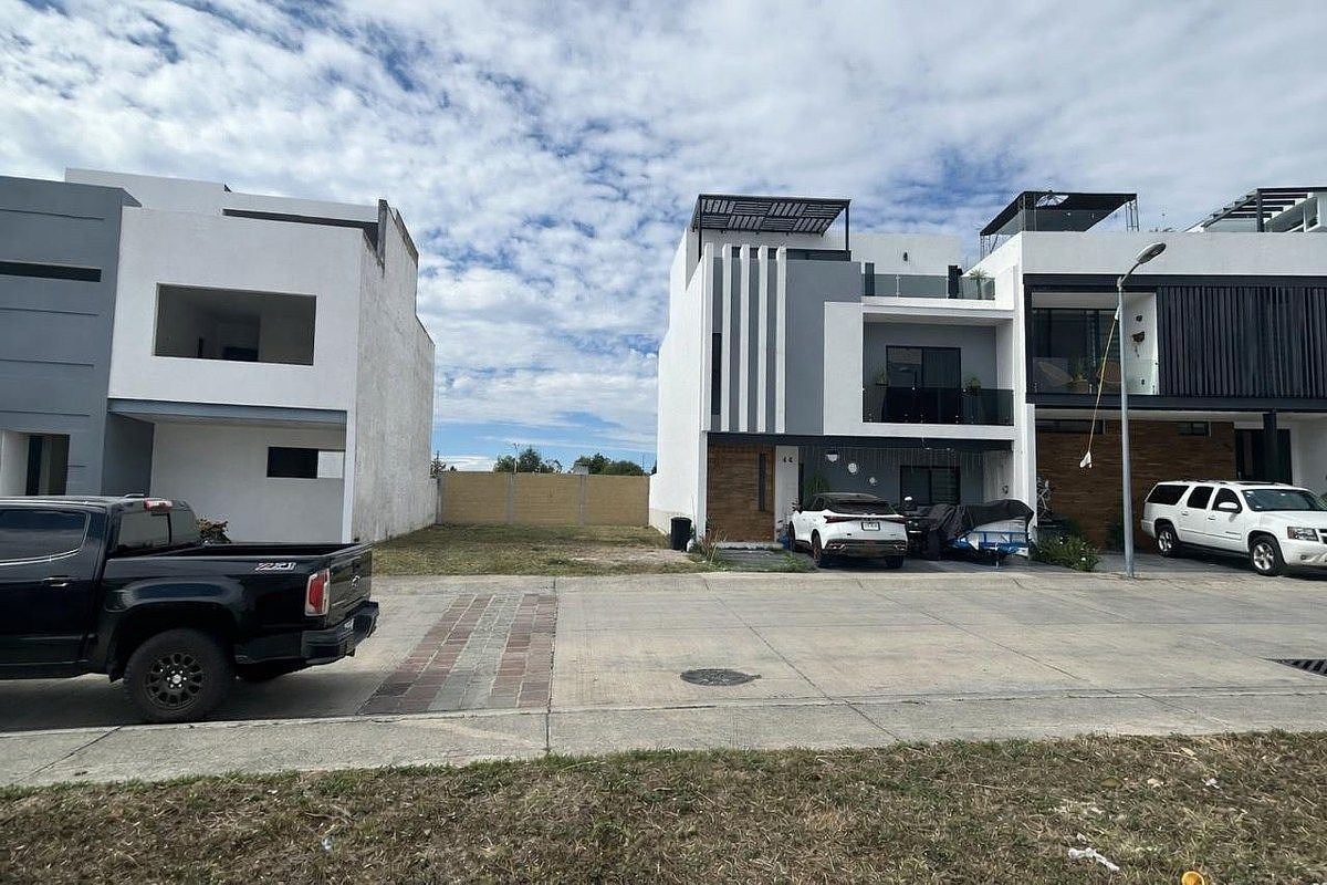 Lote em Valle Imperial, Zapopan, foto 2 de 10