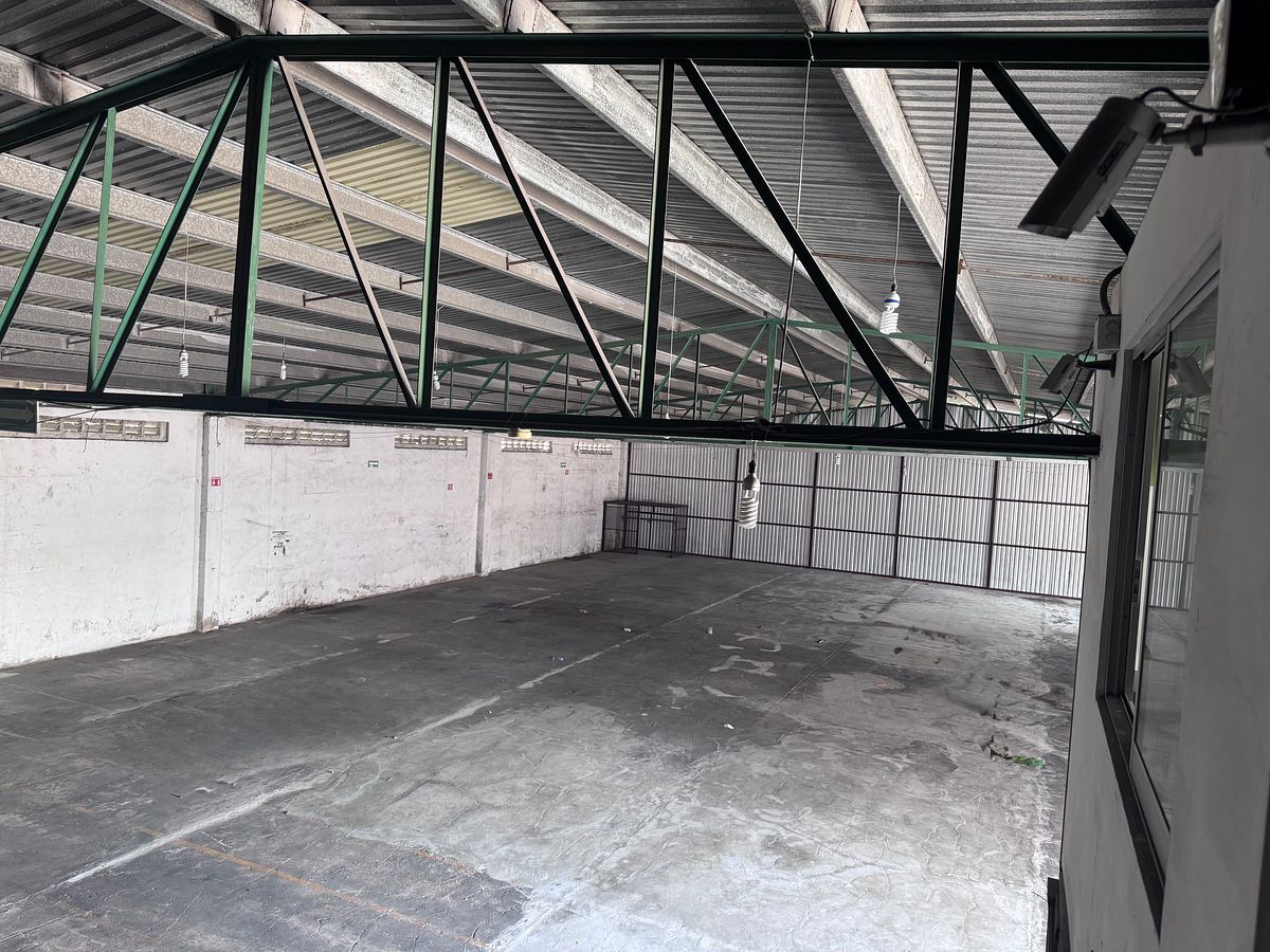 Galpão comercial em Santa Rita Cholul, Mérida, foto 2 de 10