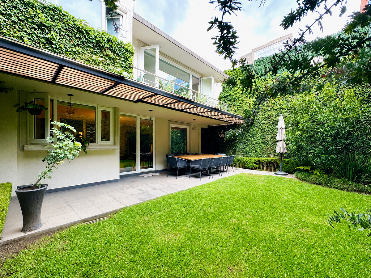 Casa en Venta  Privada  Hacienda  Antigua Interlomas Huixquilucan  EDOMEX, foto 1 de 24