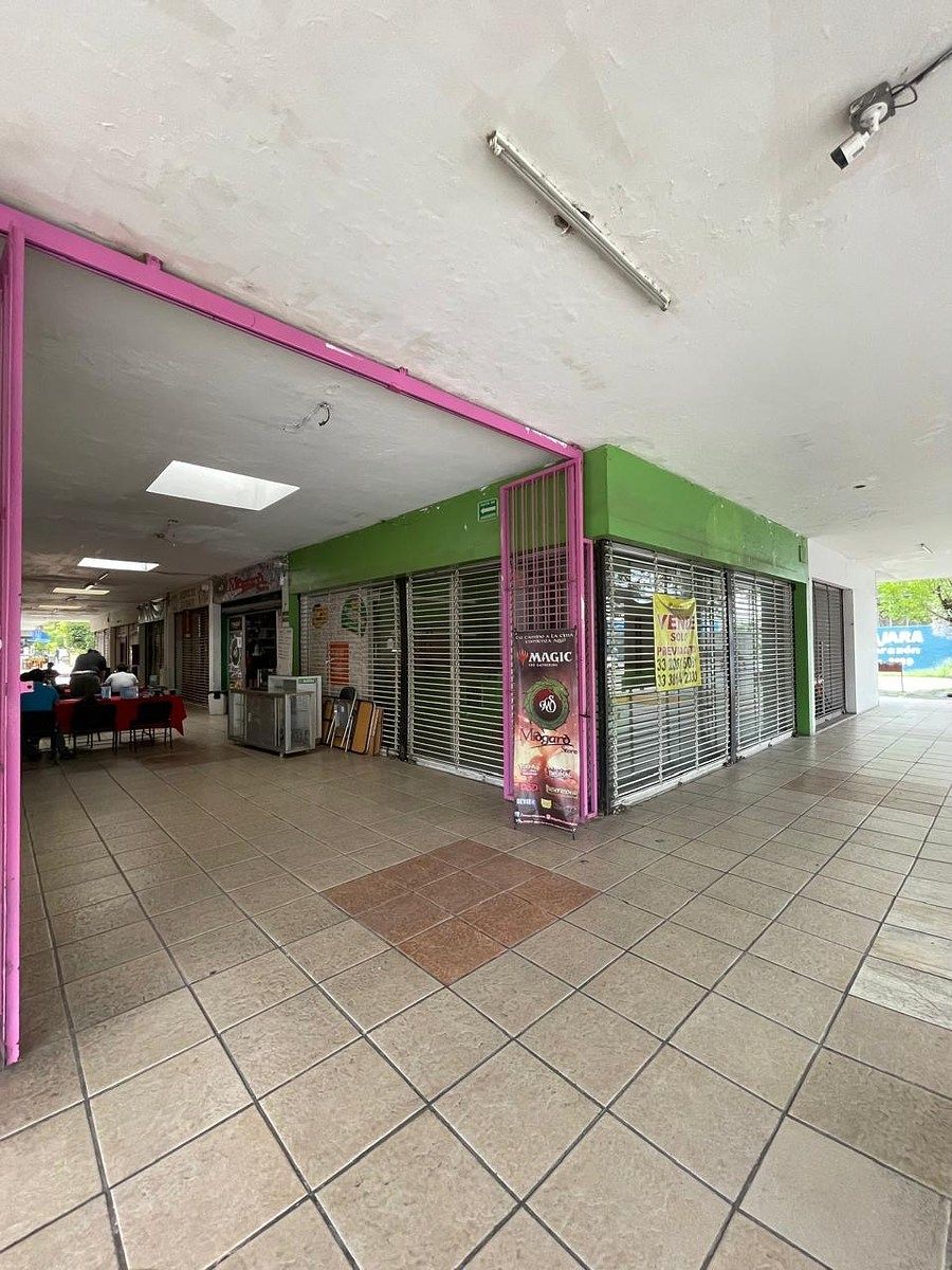 Local comercial en Rinconada Del Sol, Zapopan, foto 10 de 17
