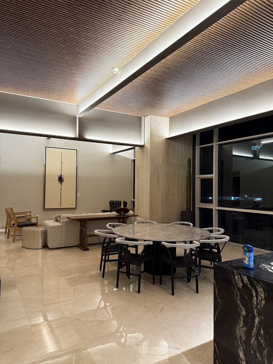 Apartment in Puerta de Hierro, Zapopan, photo 2 of 33