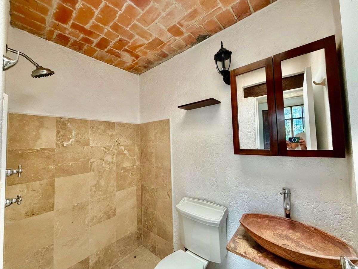House with Commercial Use in Lomas Altas, Miguel Hidalgo, photo 12 of 28