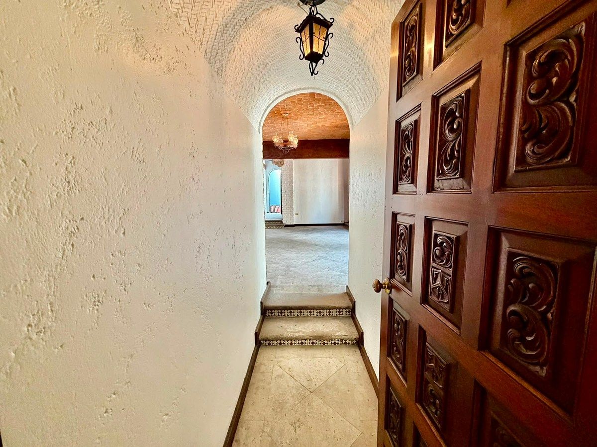 House with Commercial Use in Lomas Altas, Miguel Hidalgo, photo 17 of 28