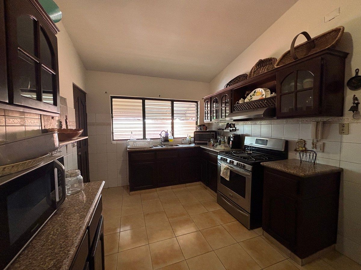 Casa en Los Cacicazgos, Santo Domingo Centro (Distrito Nacional), foto 8 de 25