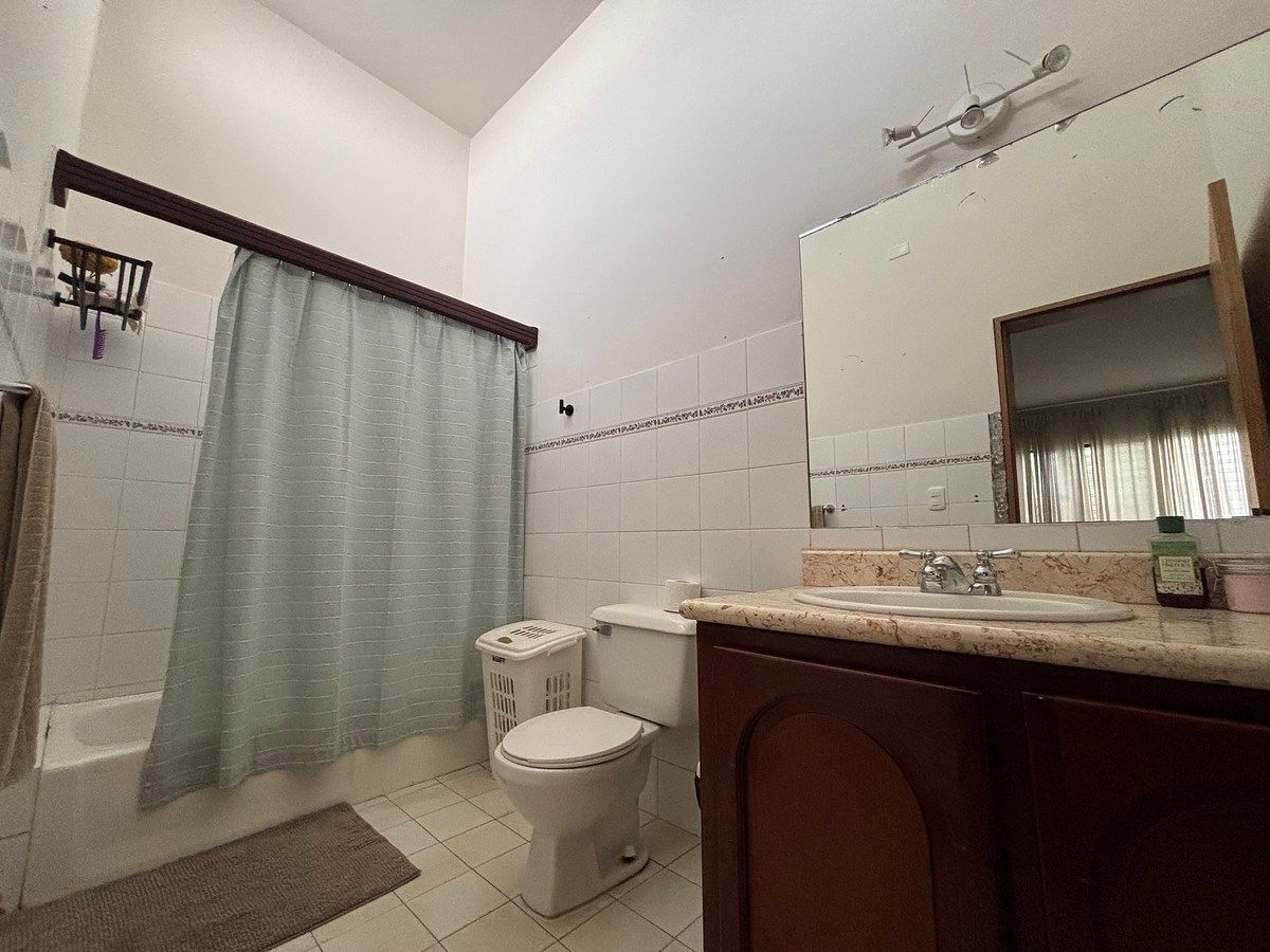 Casa en Los Cacicazgos, Santo Domingo Centro (Distrito Nacional), foto 17 de 25
