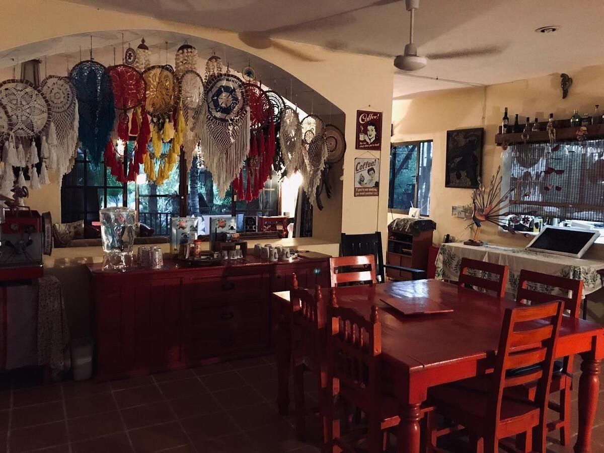 Building in Isla de Holbox, Lázaro Cárdenas, photo 7 of 16