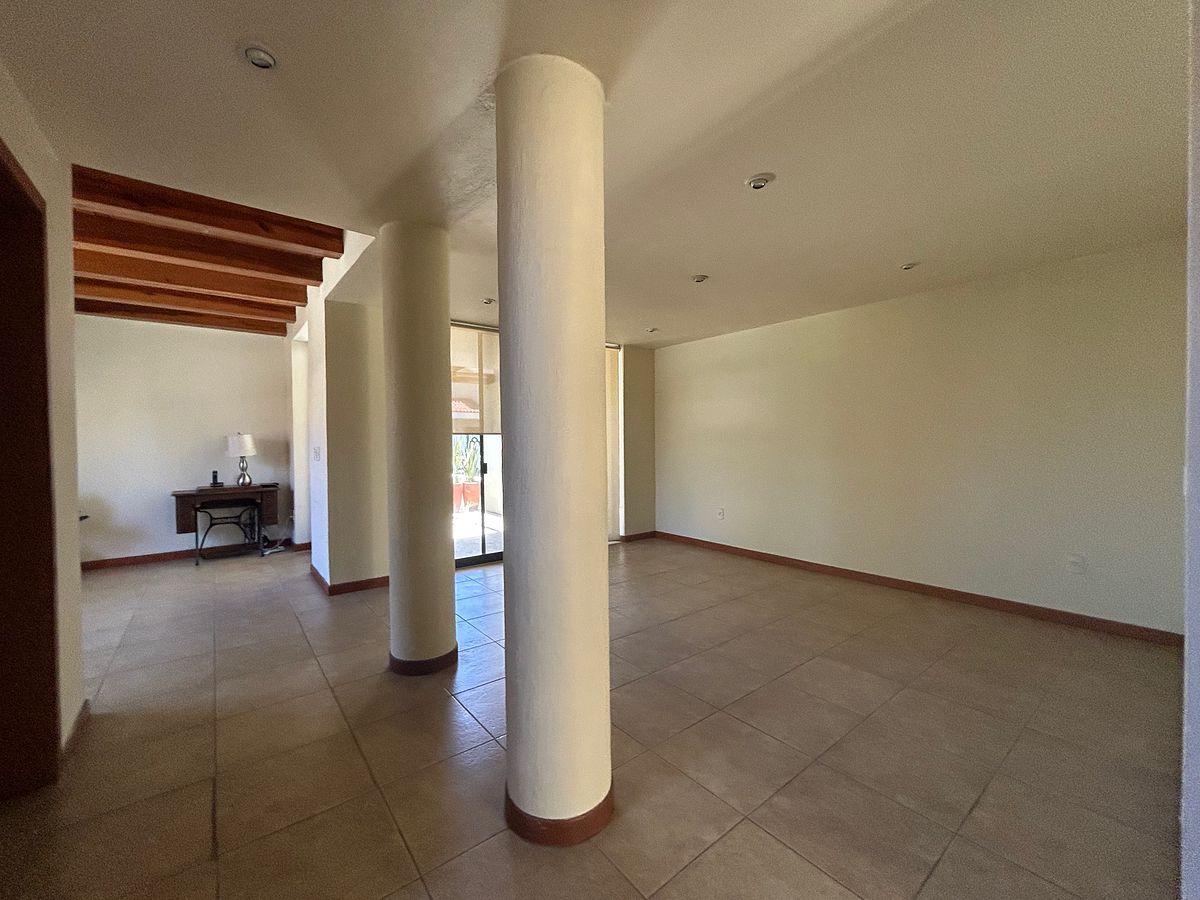Casa em condomínio fechado em Bugambilias, Zapopan, foto 3 de 21