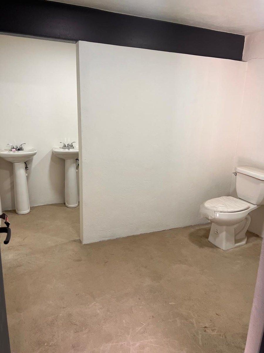 BAÑOS SEGUNDA PLANTA, foto 6 de 8