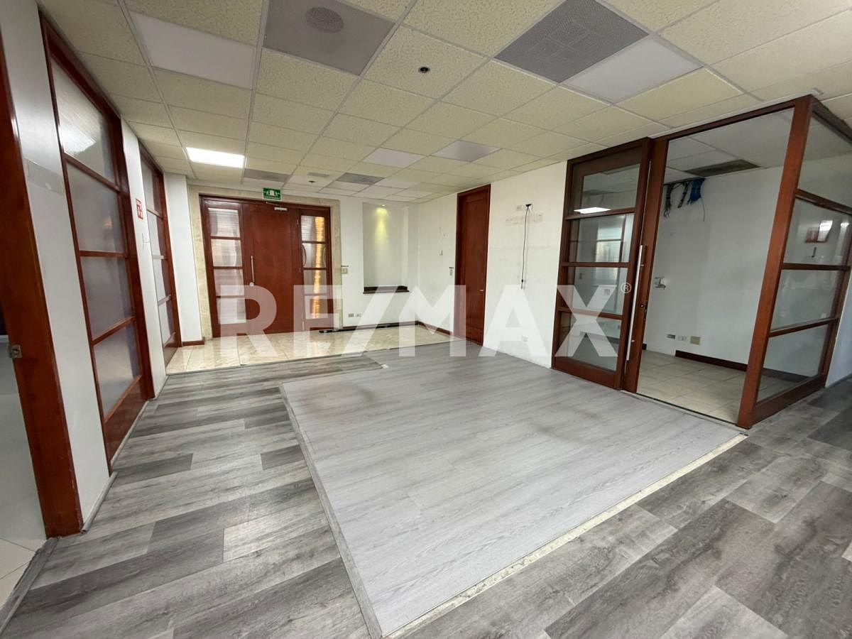 OFICINA EN RENTA DE 354.77 M2, EN LAS TORRES, BLVD. AGUA CALIENTE, TIJUANA, foto 1 de 20