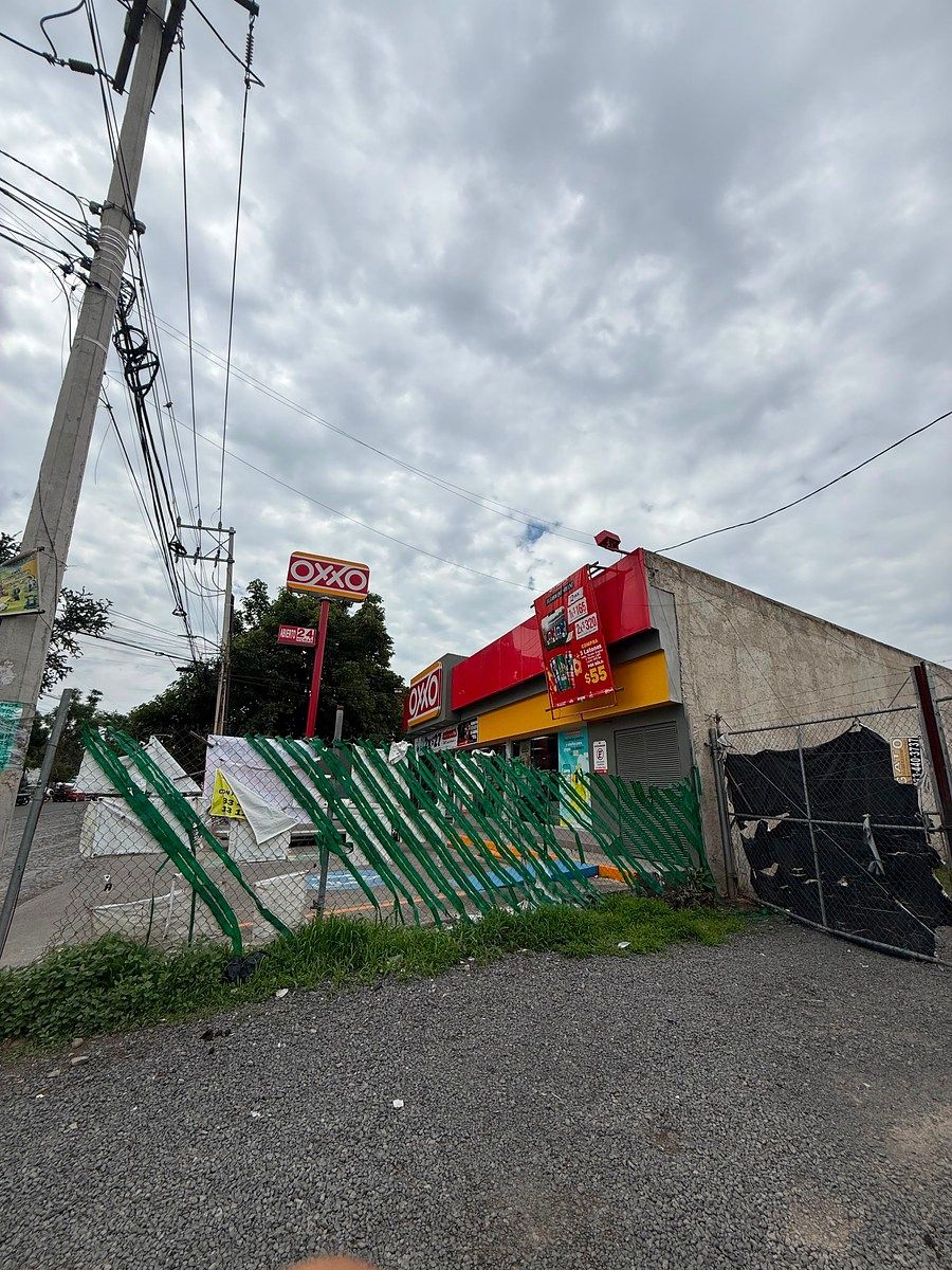 Commercial Storage Unit in Los Portales, Tlaquepaque, photo 21 of 22