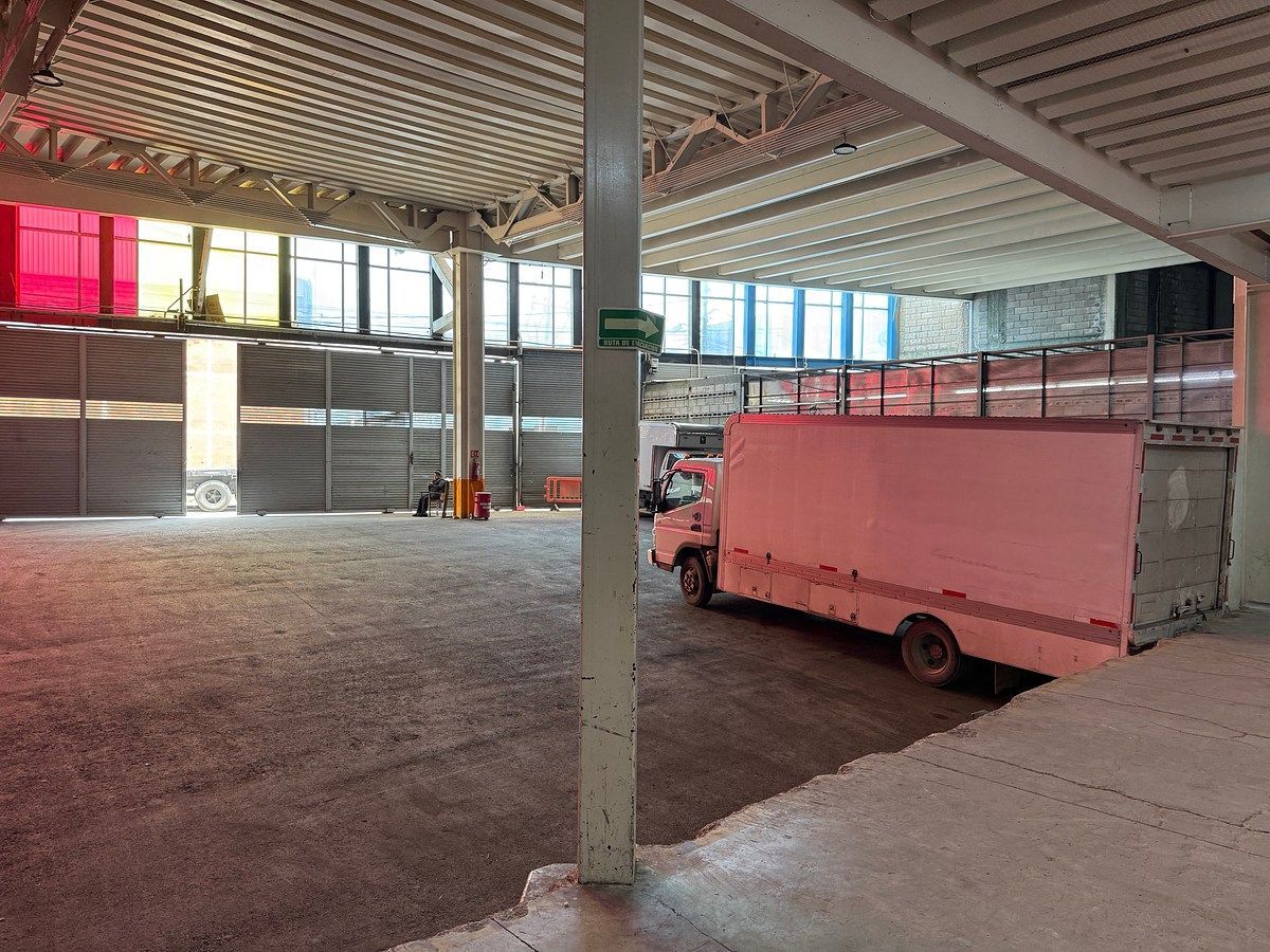 Commercial Storage Unit in San Jerónimo Tepetlacalco, Tlalnepantla de Baz, photo 2 of 5